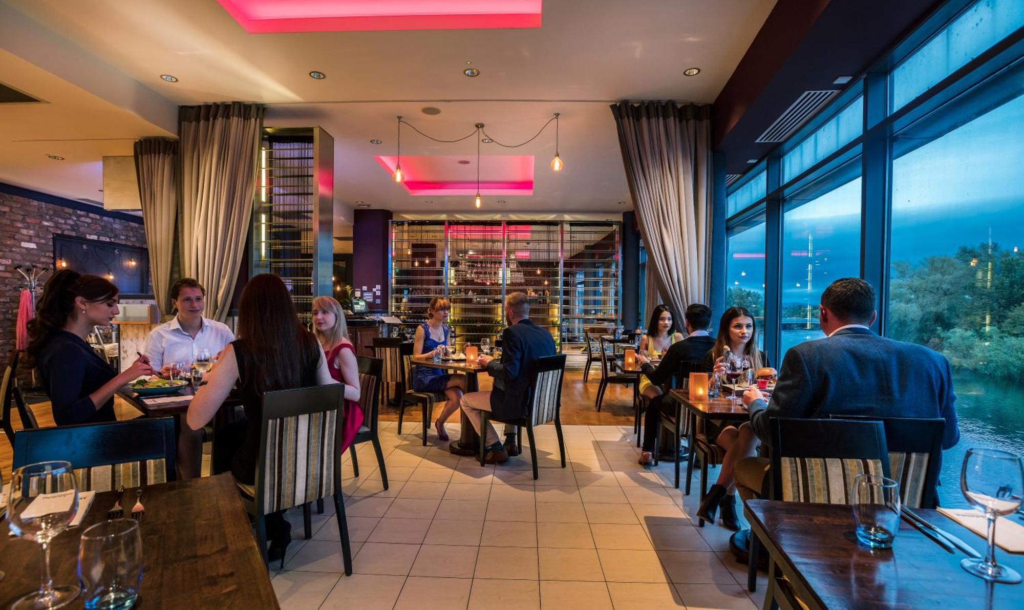 Absolute Hotel Limerick Bagian luar foto