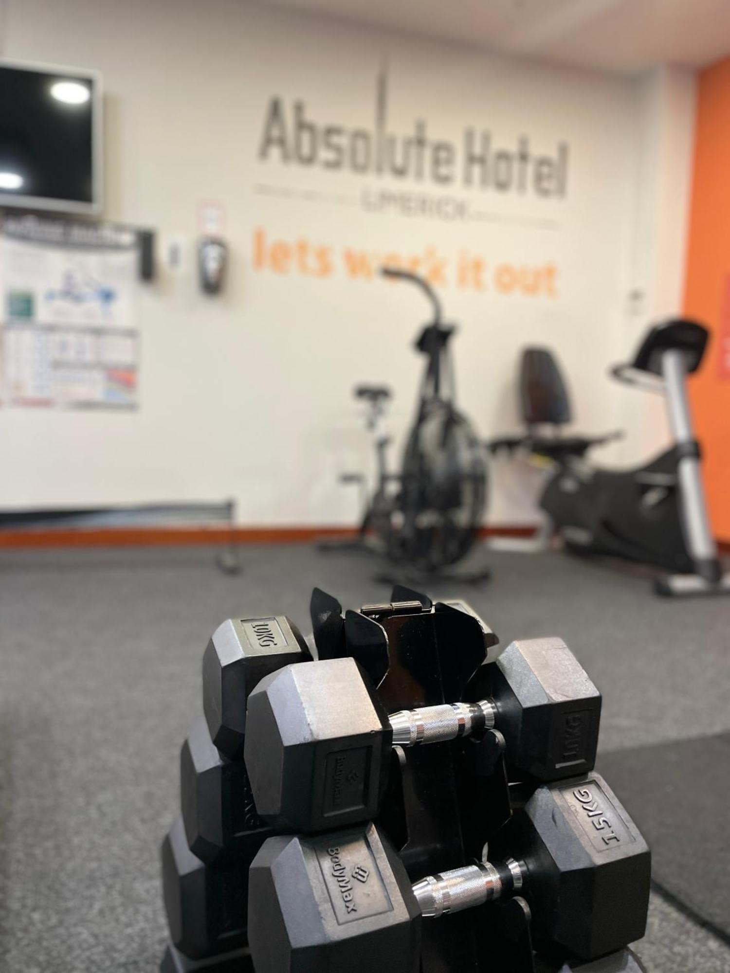 Absolute Hotel Limerick Bagian luar foto