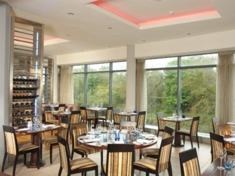 Absolute Hotel Limerick Bagian luar foto