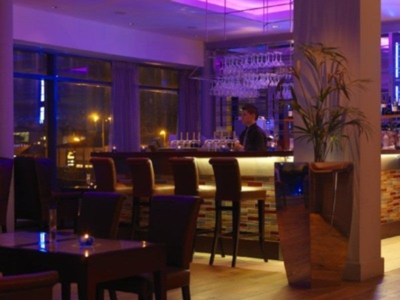 Absolute Hotel Limerick Bagian luar foto