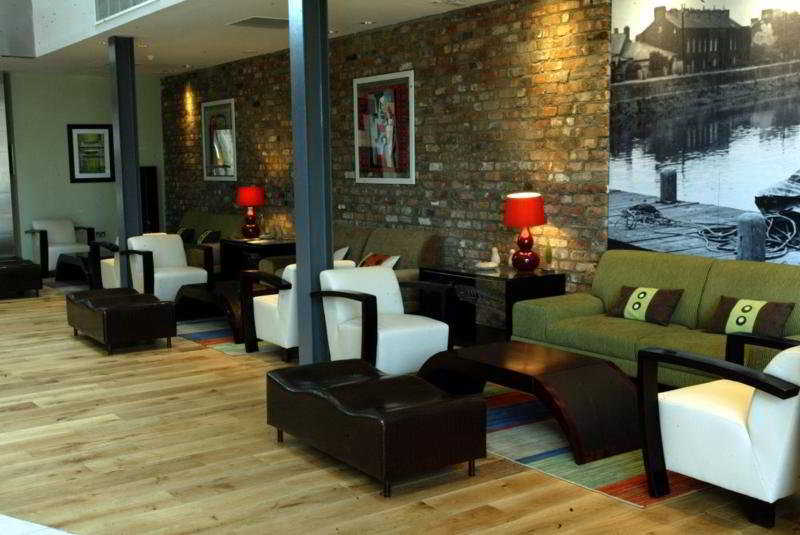 Absolute Hotel Limerick Bagian luar foto